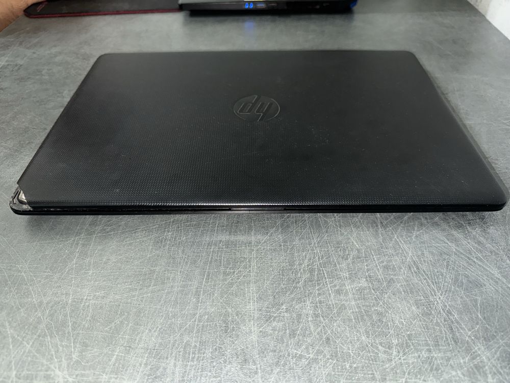 Ноутбук от HP с коробкой