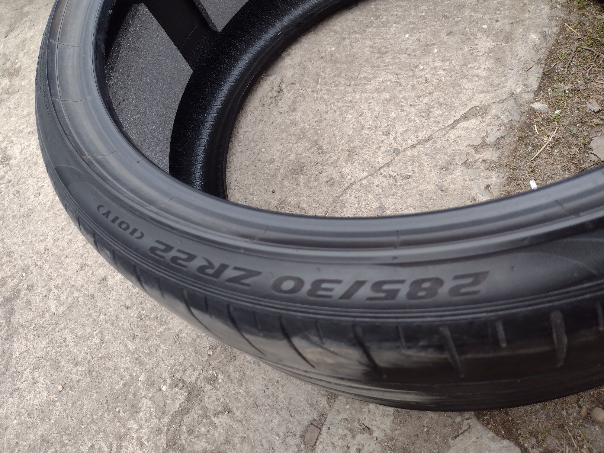 Pirelli P Zero 2бр.285/30/22 дот2821