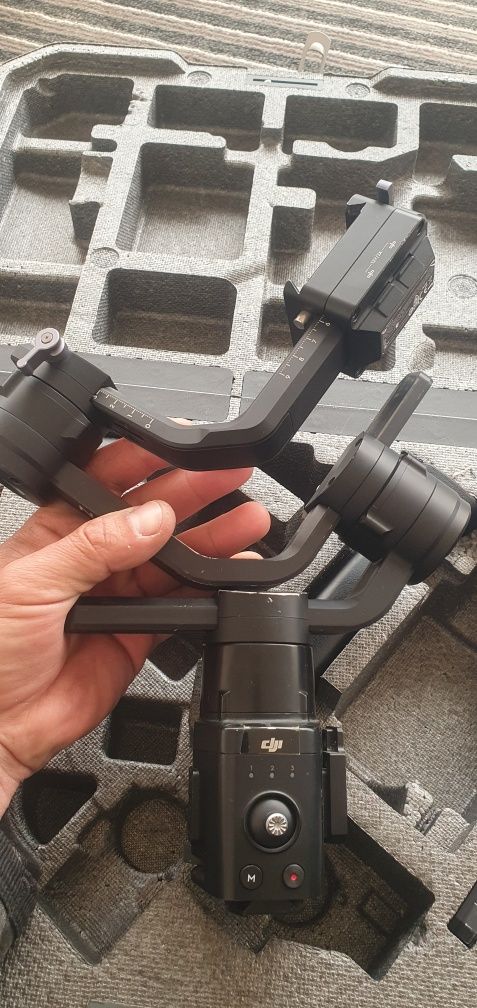 Ronin s sotiladi