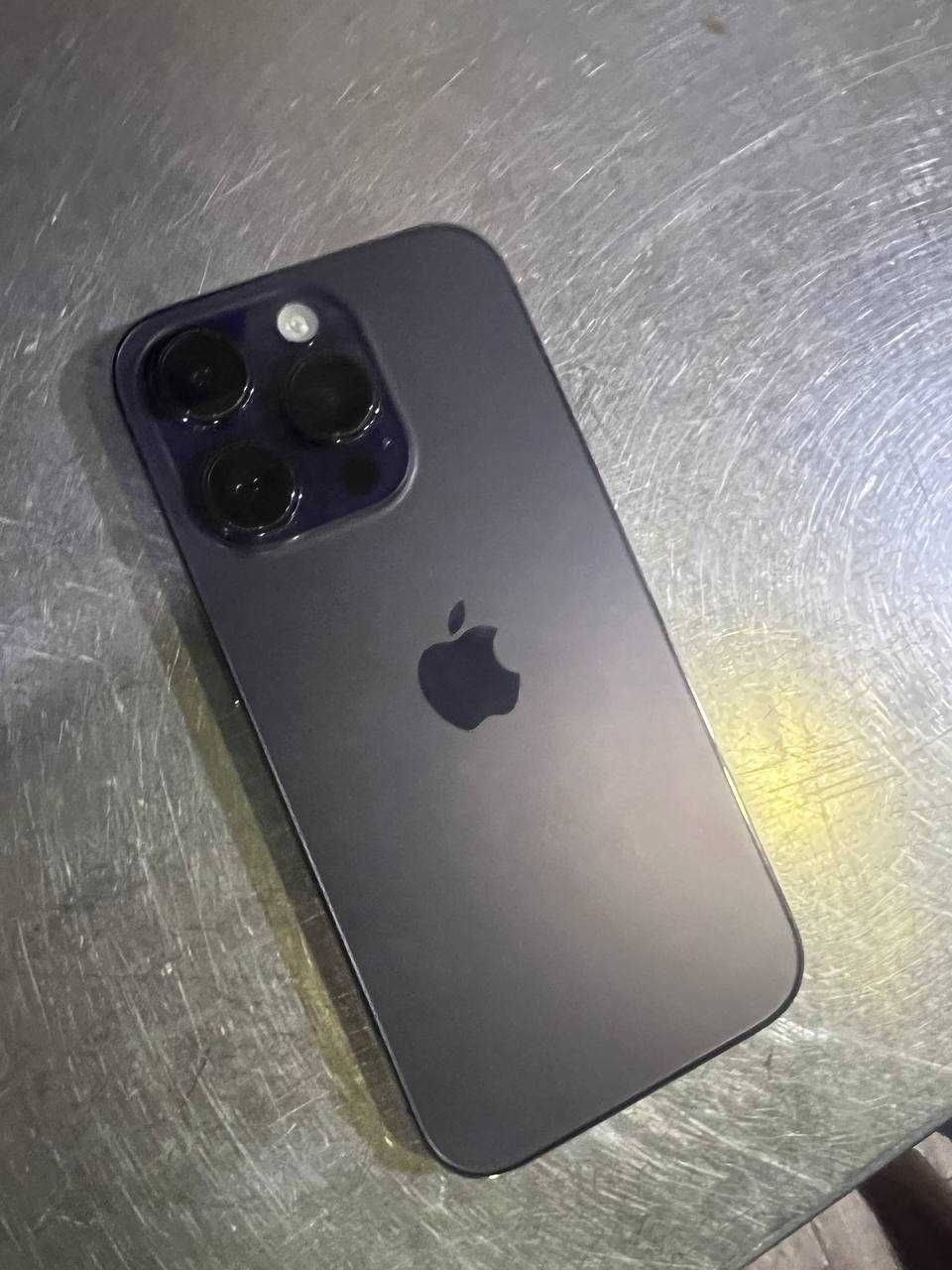 iPhone pro 14 состояние отличное зарядка 84%