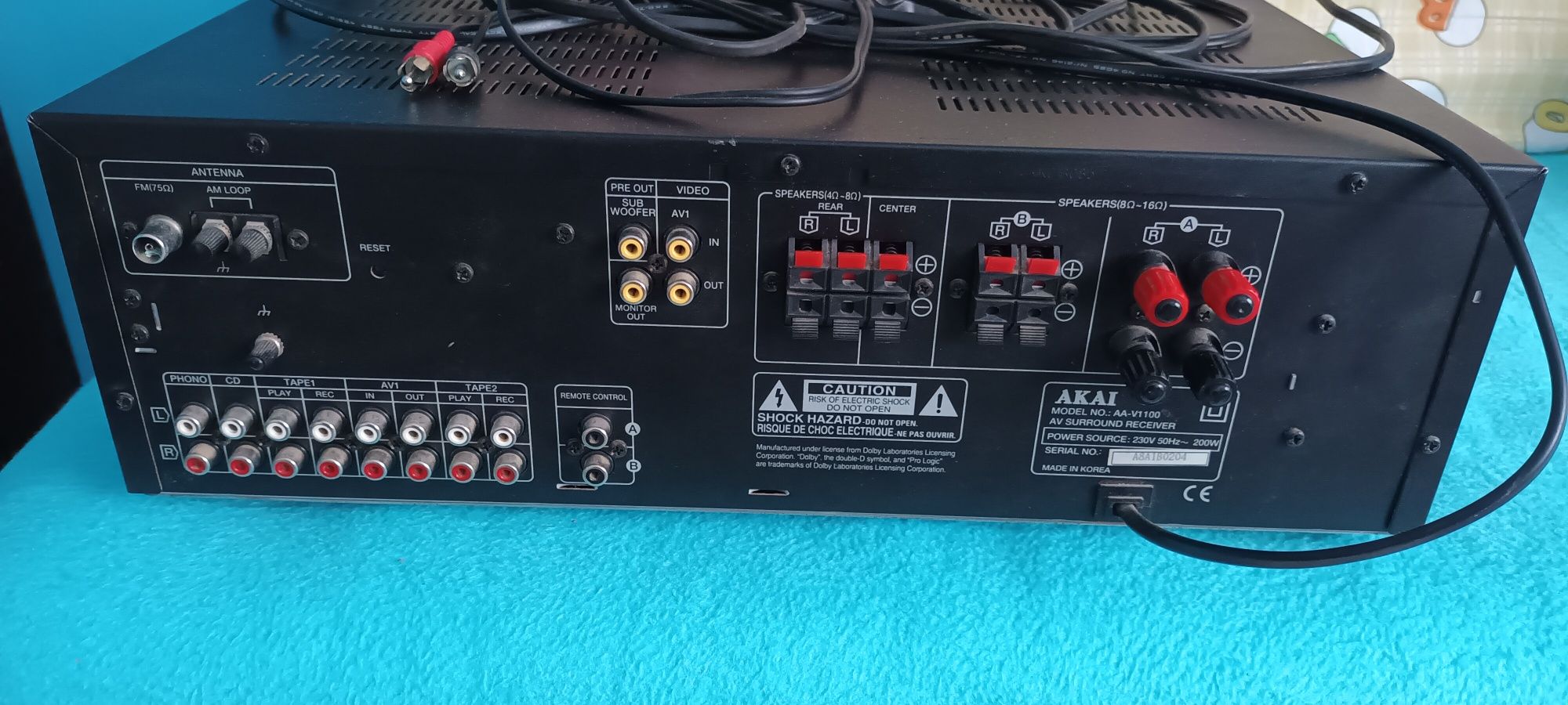 Akai aa-v1100 усилвател