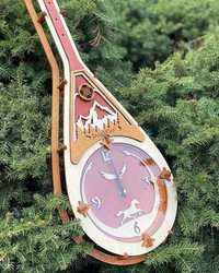 Национальные оригинальные настенные кварцевые часы Домбыра (домбра)