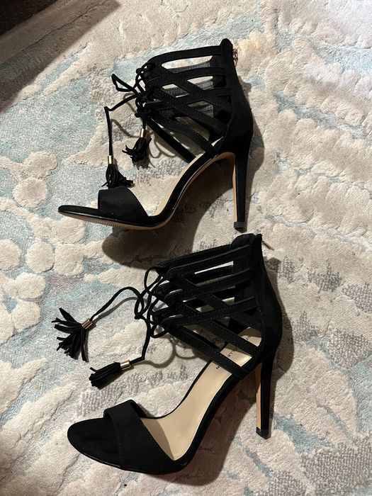 Sandale noi colecția Star Collection Deichmann mărimea 37