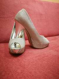 Женски Обувки номер 38