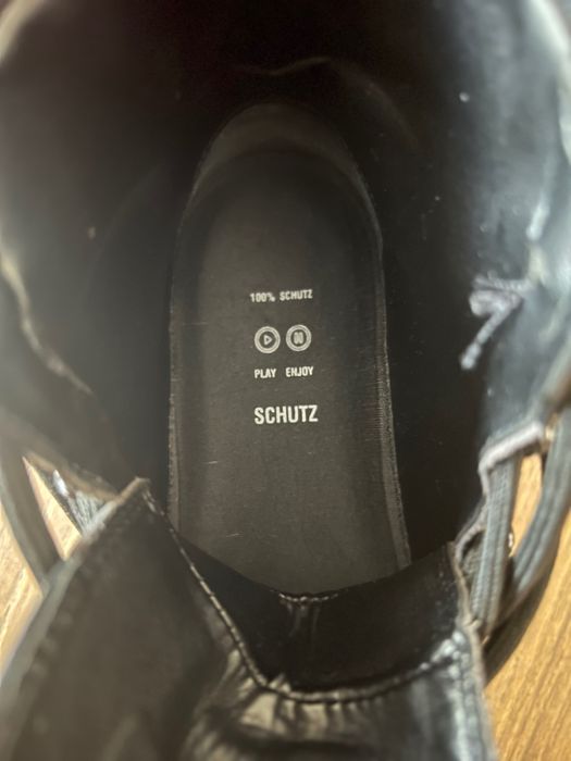 Ессени обувки ,Schutz 36 размер