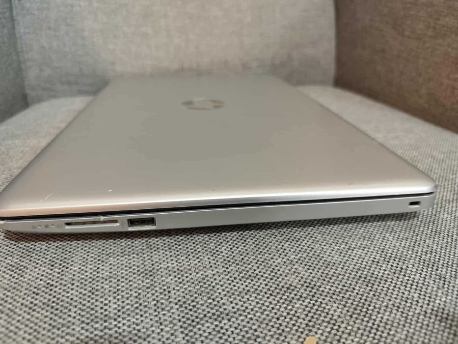 Laptop Hp 15-DAOXX, Intel, 8Gb Ram, SSD240Gb, aspect superb! Garantie!