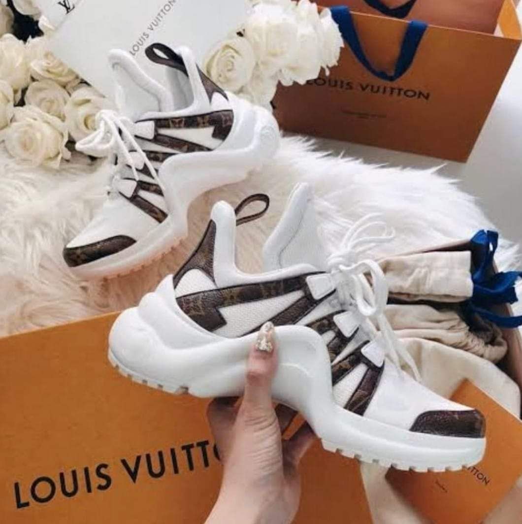 Adidasi Louis Vuitton new model import Franța, diverse mărimi