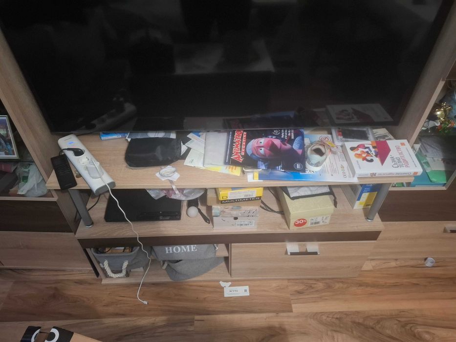 Холна секция шкаф за телевизор