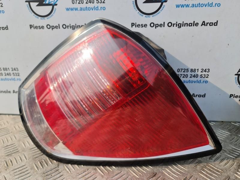 Stop aripa dreapta semnalizare rosie Opel Astra H