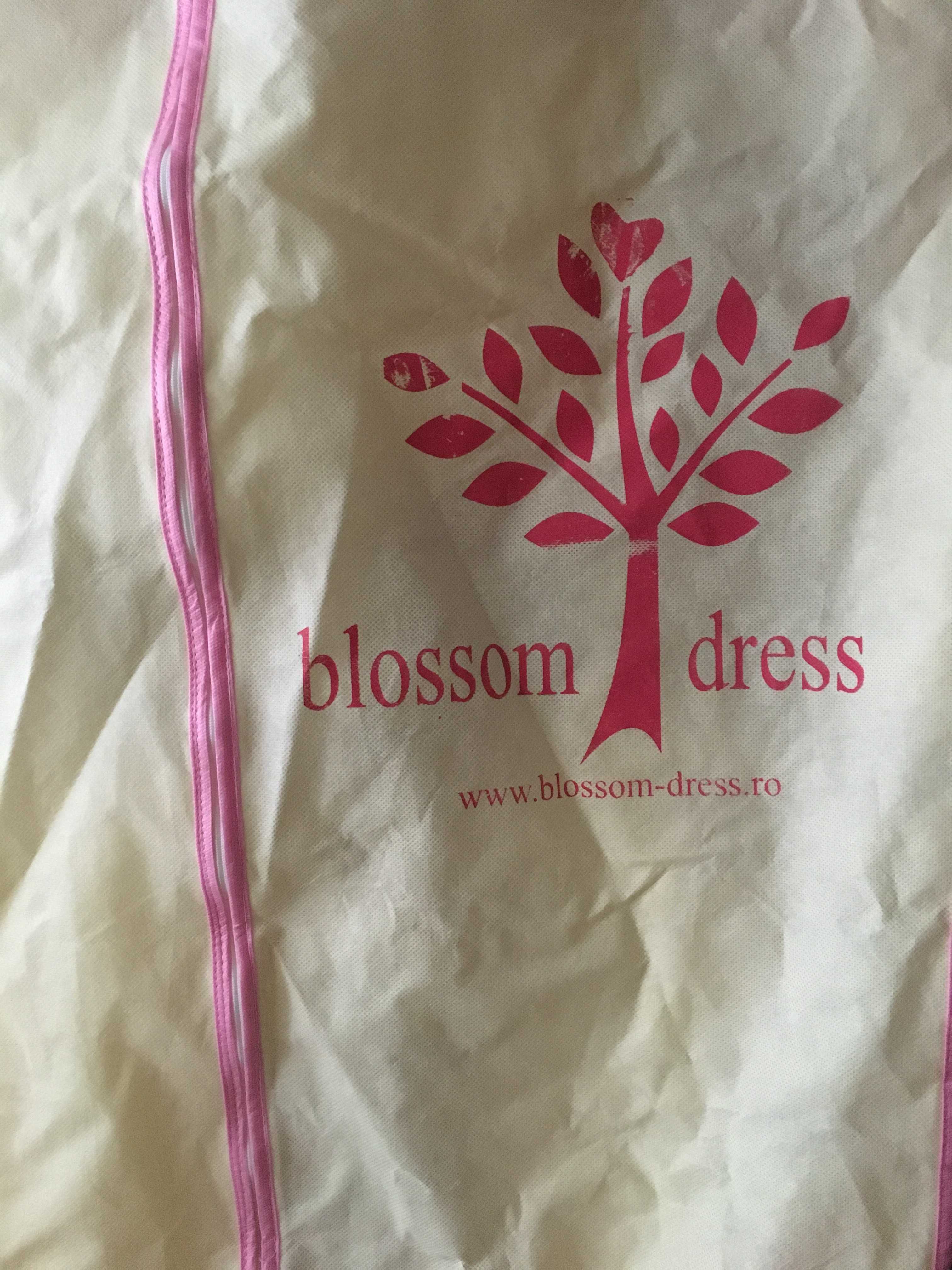Superba rochie  de mireasa sau ocazie,  Blossom-dress