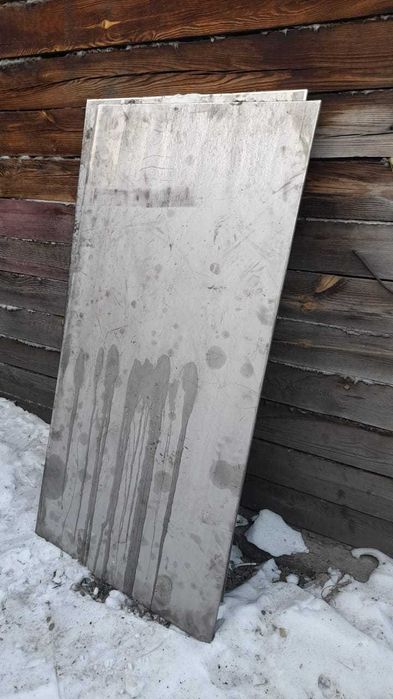 Нержовейка листовая