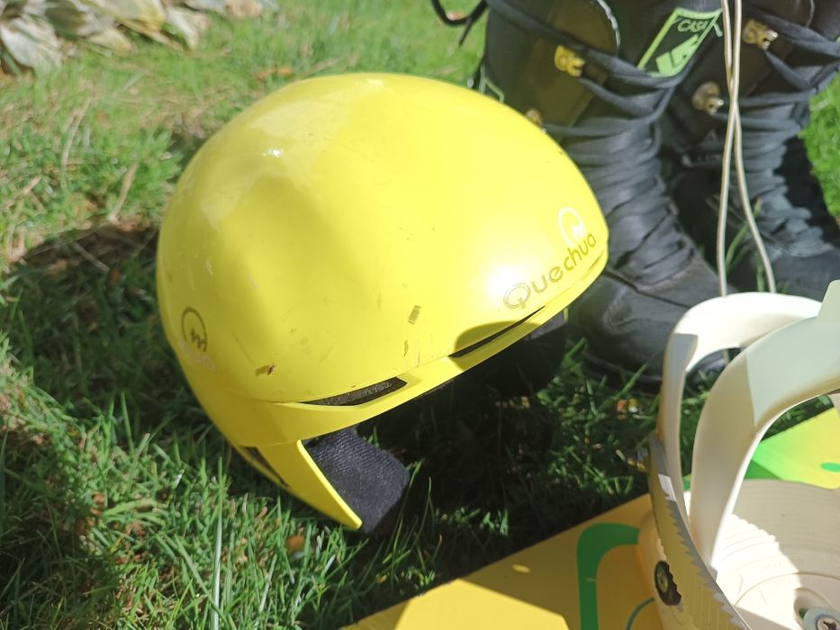 Комплект сноуборд Burton, автомати, обувки и каска