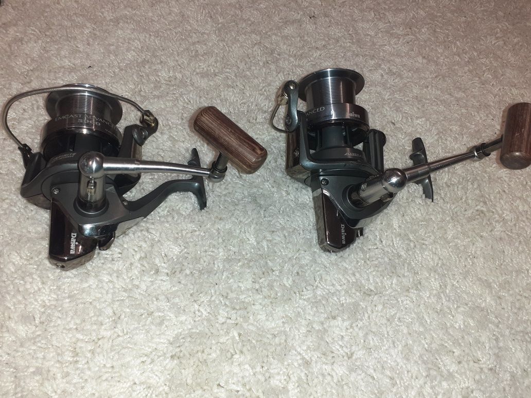 Mulinete Daiwa Emcast Advanced