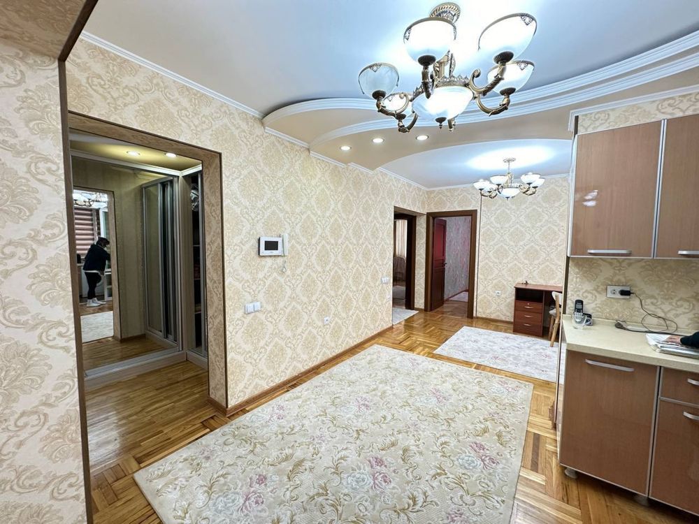 Продаётся квартира в центре города. Мирабадский район. Ул. Афросиёб