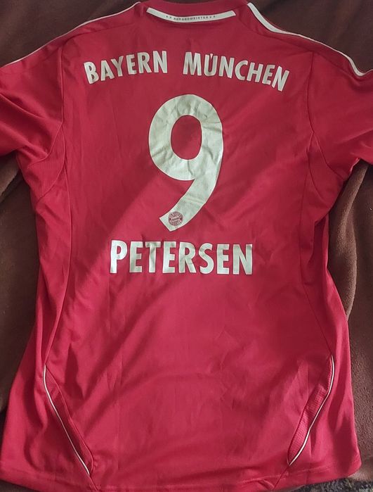 Оригинална тениска на Bayern Munich размер М
VfB Stutt