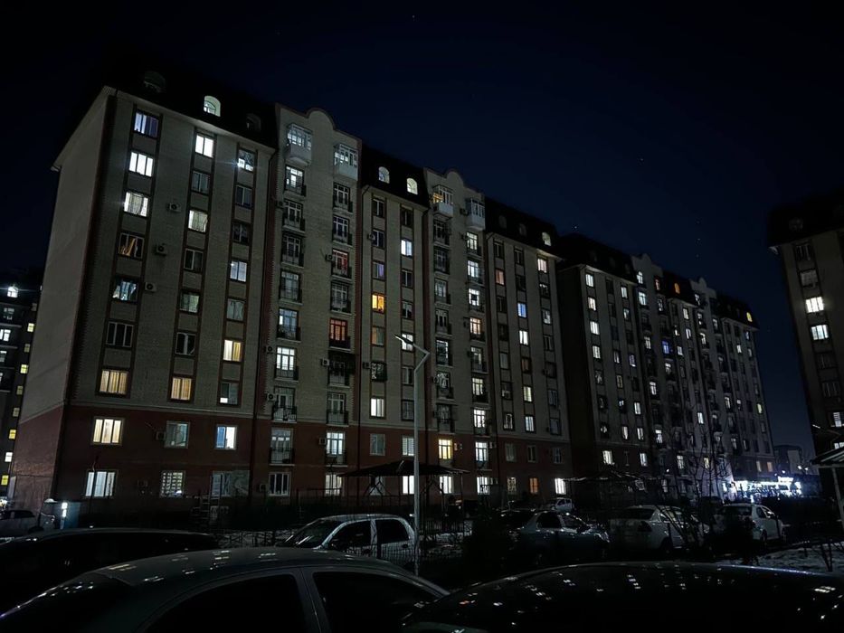 Продается квартира  4/7/9 Новостройка dostlik metro