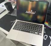 Laptop Macbook Air 13.6 cu procesor M2, 16Gb ram 256Gb SSD