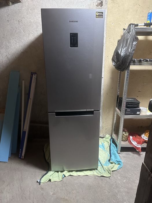Хладилник Samsung