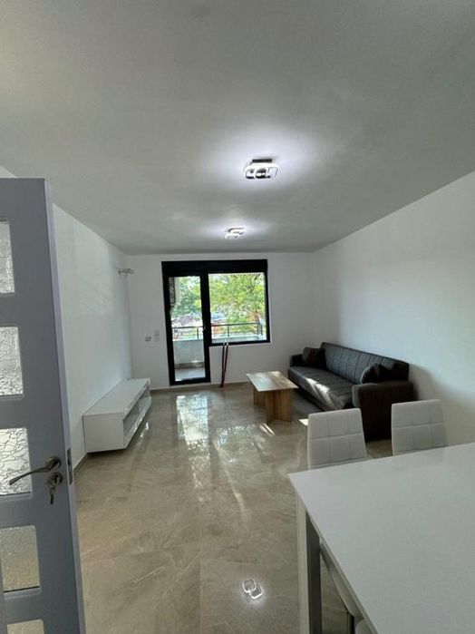 Дава се под наем Двустаен апартамент в София, Зона Б-19 - 68 кв.м за 599 € - Снимка #1