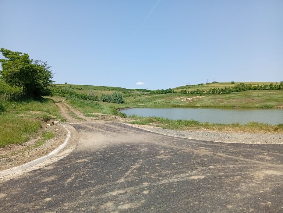 15 parcele teren la 1000mp/buc la 20euro/mp sau tot terenul la 5 E/mp