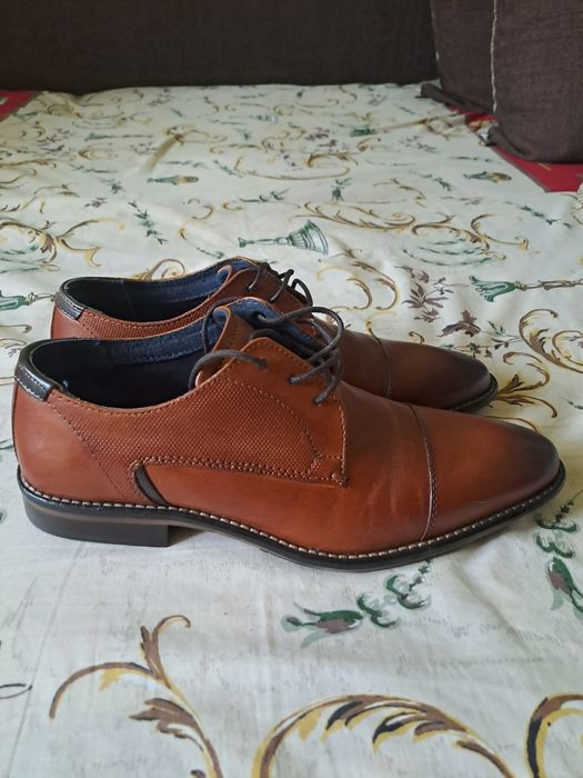 OKAZIE!!!  Pantofi eleganti din piele de calitate superioara,noua nr 4