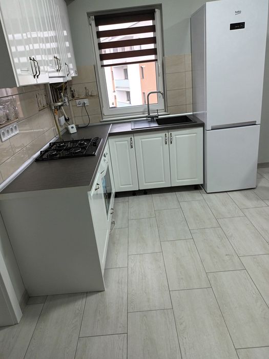 Apartament de închiriat