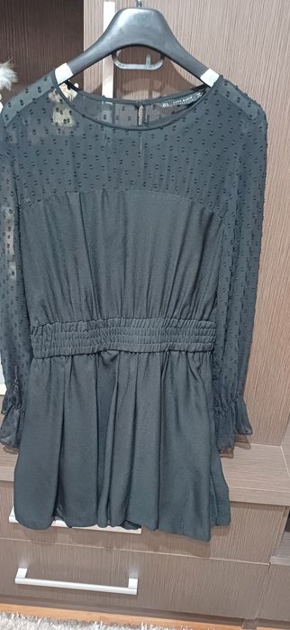 Vând salopeta cu pantalon scurt zara marimea M