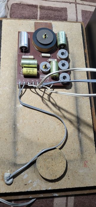 De vanzare boxe canton LE 500