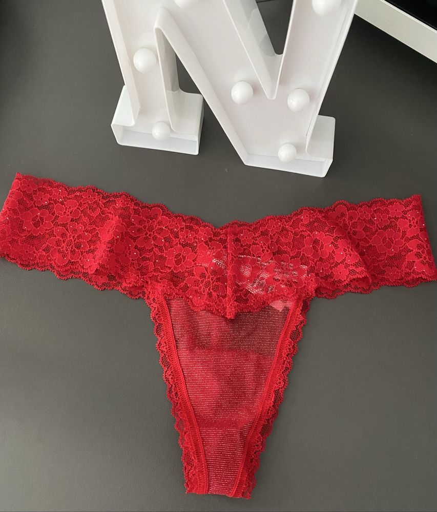 Дамско бельо Victoria’ Secret