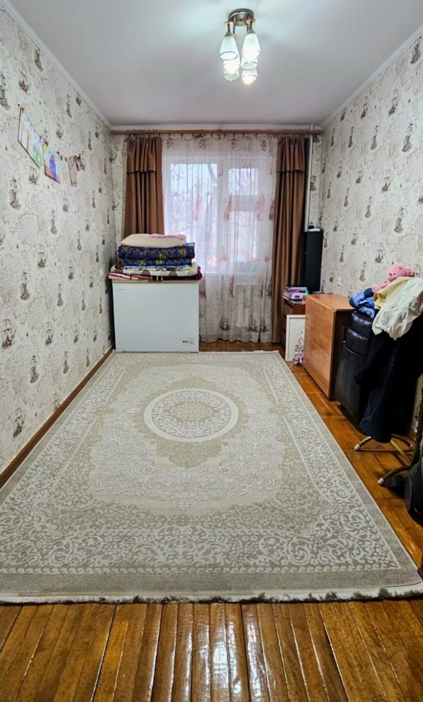 Продаётся 2х ком квартира район Дом быта