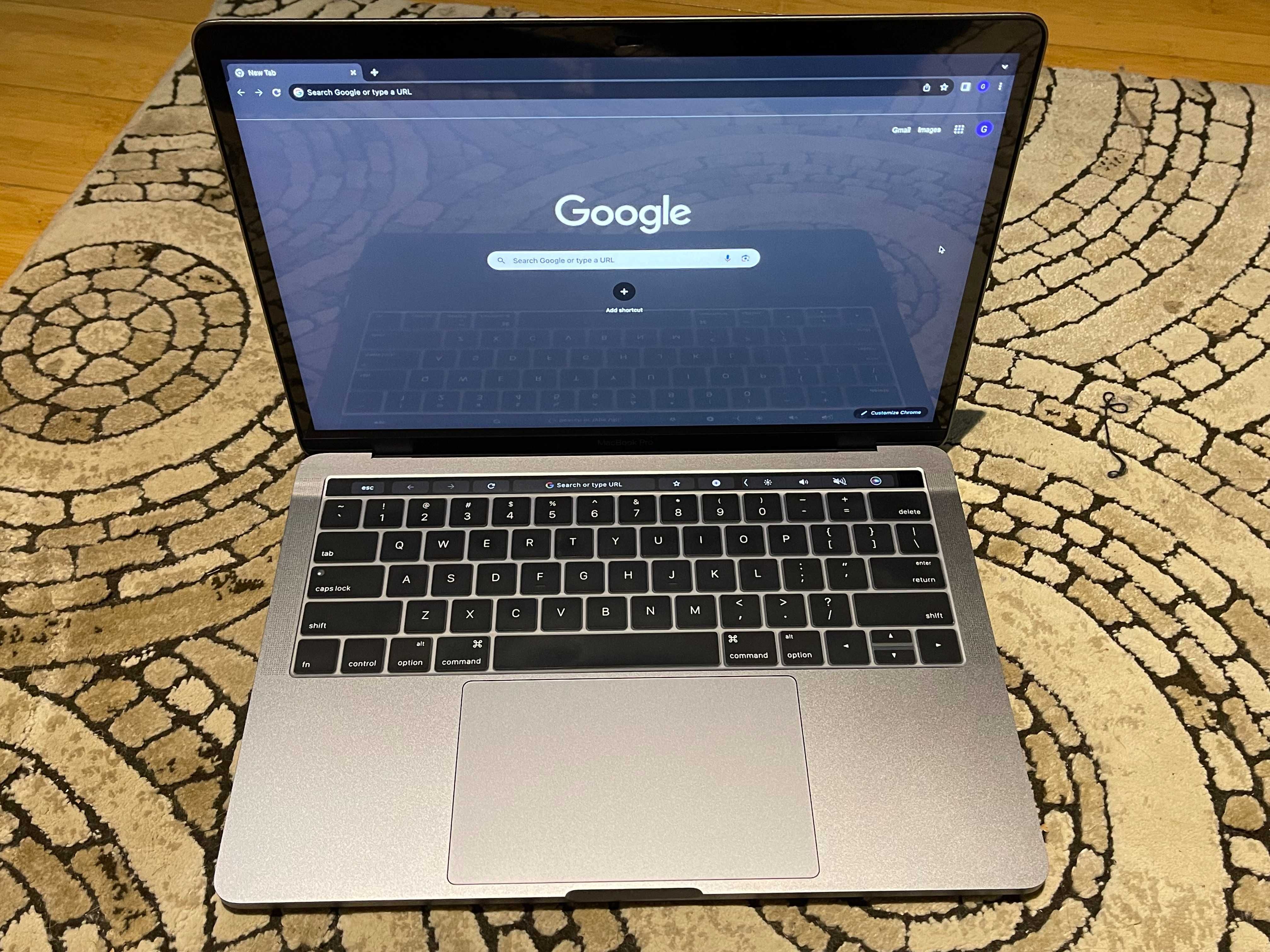 MacBook Pro 13'', 2018, 16BG + 1 TB Storage