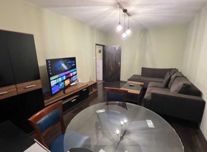 Продава се Тристаен апартамент в София, Изток - 68 кв.м за 3721 €/кв.м - Снимка #3