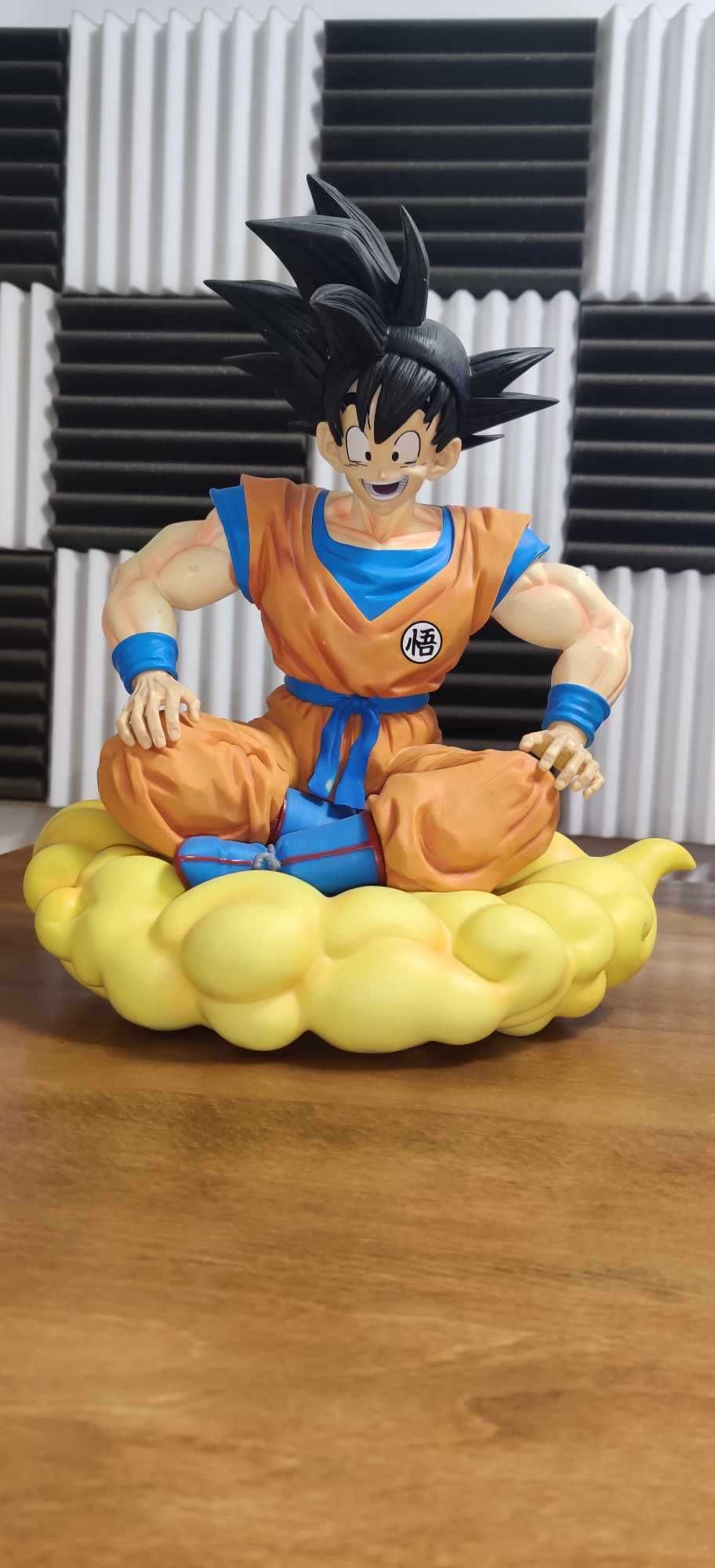 Dragon Ball Z - Goku Cloud - 38 cm