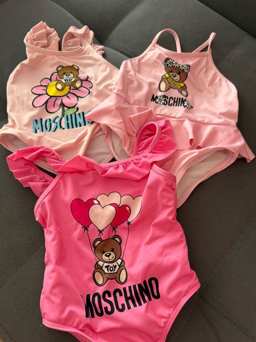 Бански на Moschino
