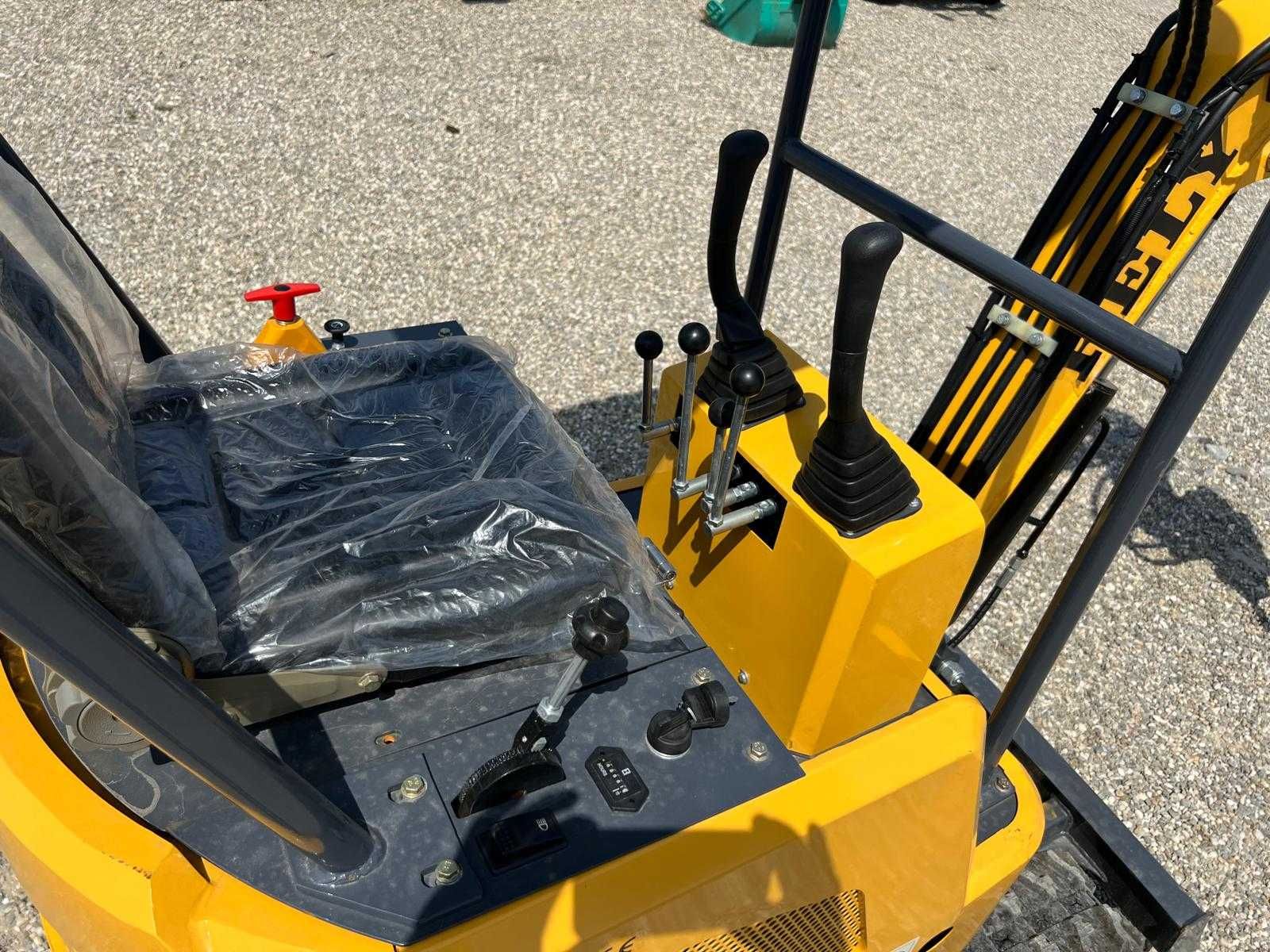 Miniexcavator Rely R15 - 1 Tona , 10 Hp , picamer +cupa (Nou) cu Video