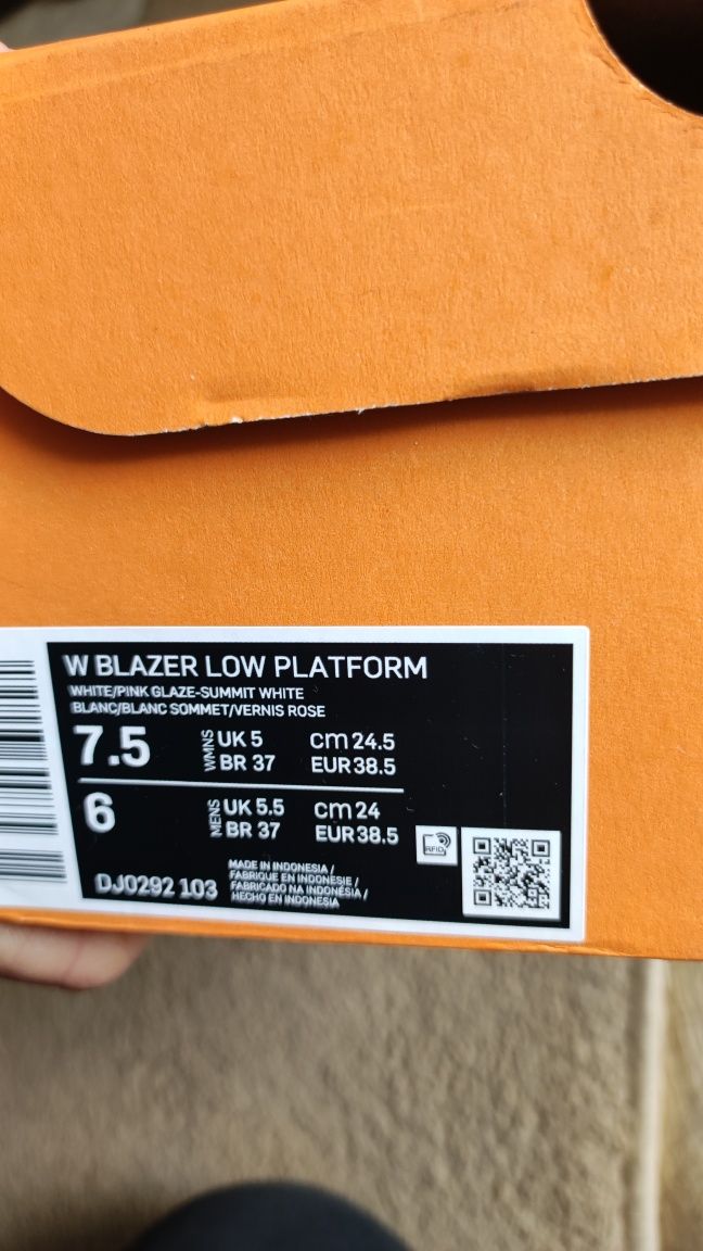 Маратонки Nike W Blazer low platform