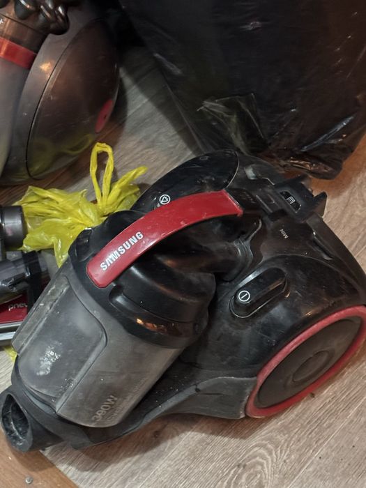 Samsung пылесос чисто корпус почти даром