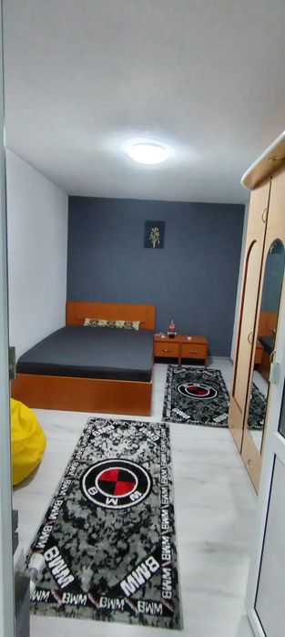 Garsoniera de închiriat