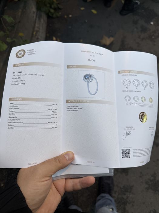 Inel aur alb 18 k cu safir natural 0,73 kt si diamante 0,5, certificat