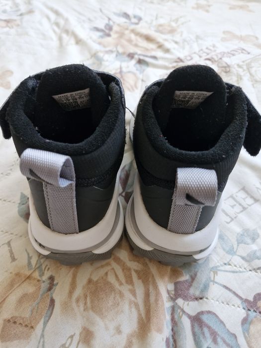 Зимни обувки за момче  Adidas