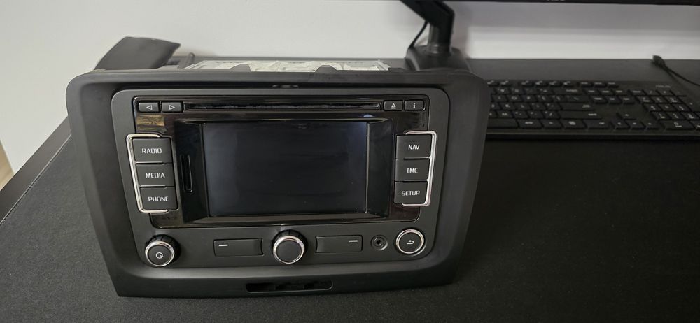 Navigație originală Skoda Superb 2014 – RNS 315, stare foarte bună