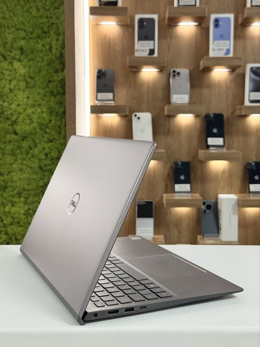 Dell Vostro 15 5501 | i5 1035G1 | 256/8 GB | Garantie 12 Luni
