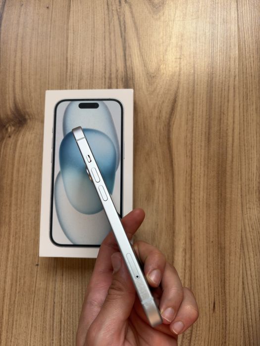 iPhone 15 Blue 128 gb с гаранция