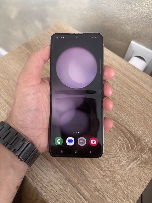 Samsung Galaxy Z Flip 5