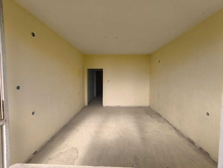 Продава се студио, 37 квадрата, гр. Балчик/ Овчаровски плаж