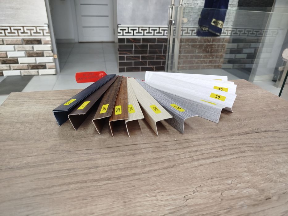 Акция Обойный уголок ПВХ 2,7 метровая от 6500 сум штук ТТЗ базар