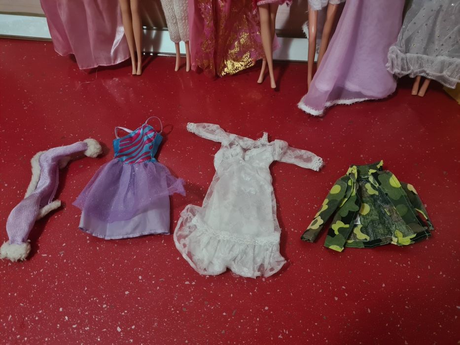 Păpuși fete folosite la 15 lei bucata Timișoara