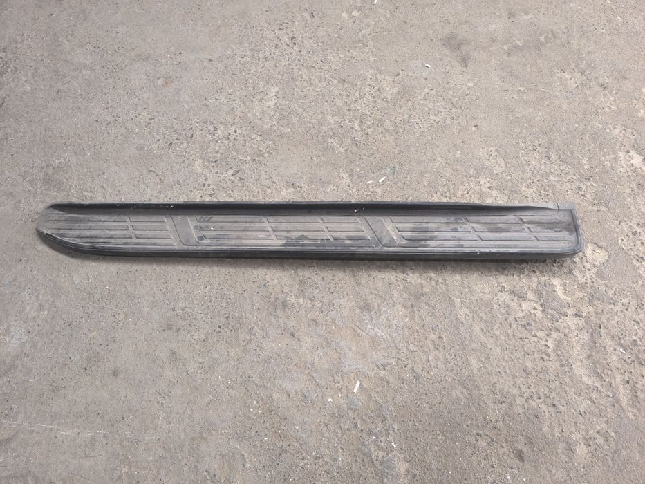 Прадо 150 ступенька порог