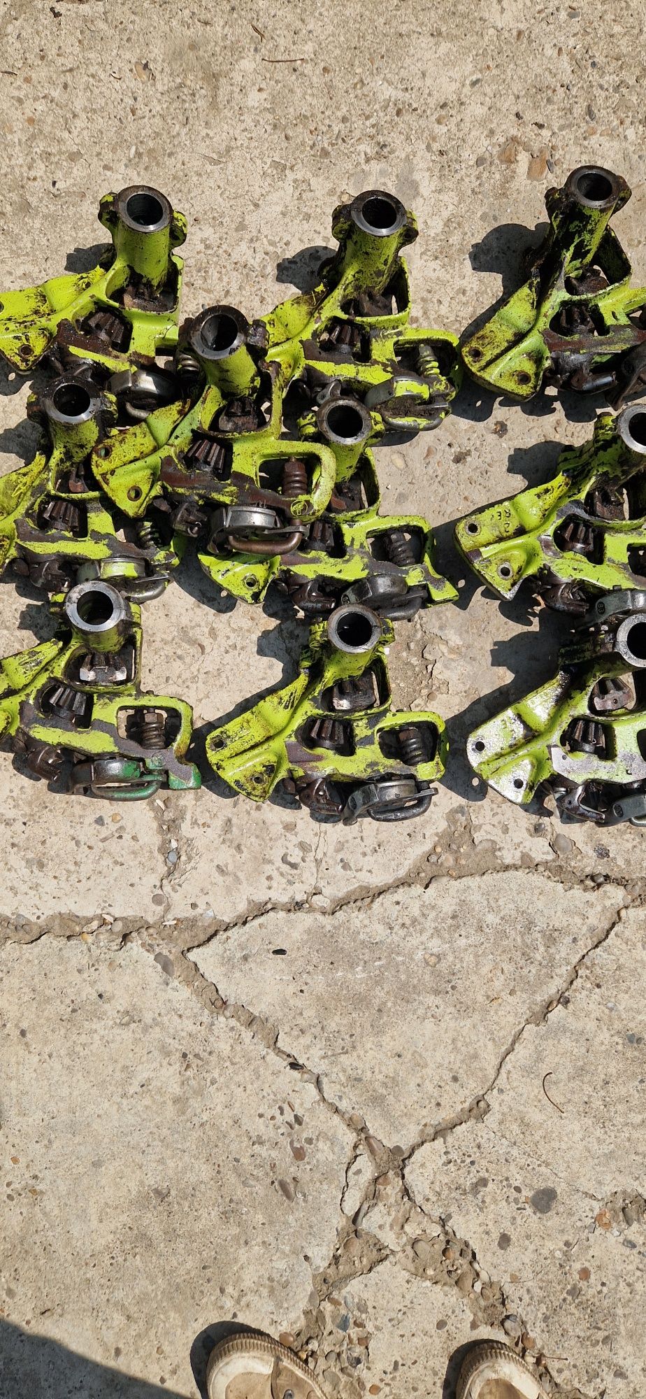 Aparat   legator   corp   cama   presa   Claas  Markant   Trabant