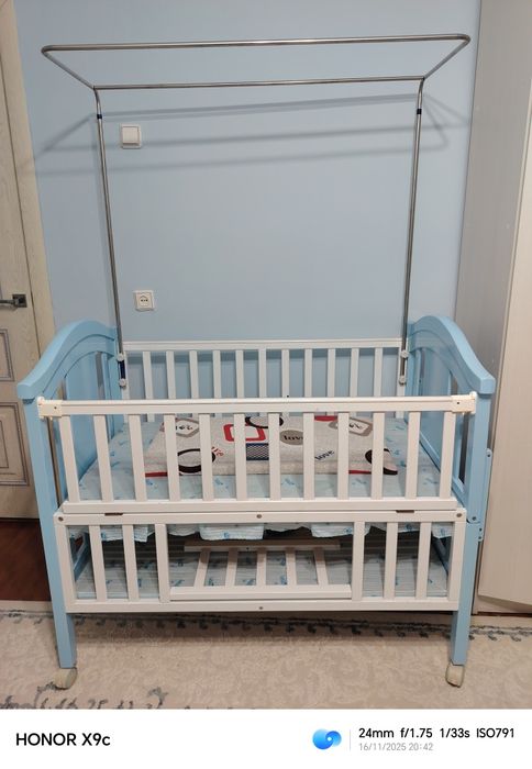 Манеж детский в отличном состояние